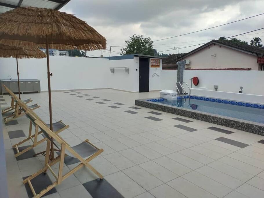 Vila Morning De Ville-private Pool Bbq Karaoke 26-30pax Ipoh
